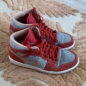 Jordan 1 Mid Denim Red